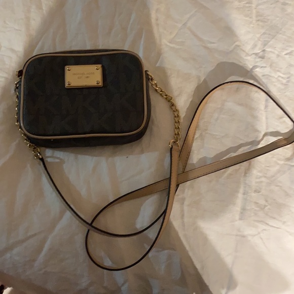 Michael Kors crossbody - Picture 6 of 7